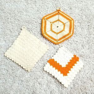 Set of 3 Vintage Crochet Pot Holders
